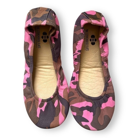 The Storehouse Gray/Tan/Pink Bubblegum Camo Genuine Leather Ballet Flats - Picture 2 of 11